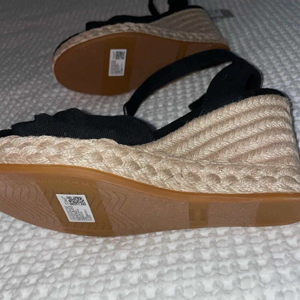 TOMS Black Espadrille Wedges - Picture 4 of 4